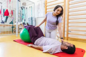 Акадэмія прыкладных навук Вінцэнта Поля ў Любліне Фізічнае выхаванне - фізіятэрапія выява